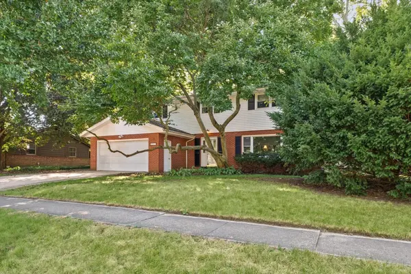803 Brighton DR, Urbana, IL 61801