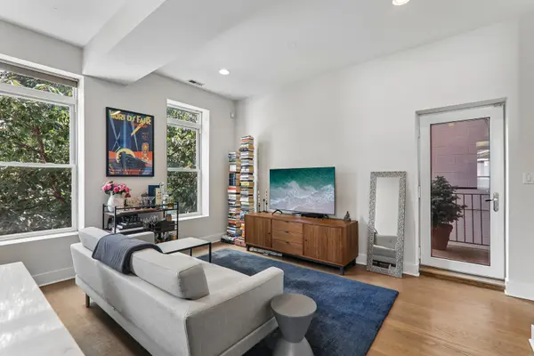 2228 N Hamilton AVE #2F, Chicago, IL 60647
