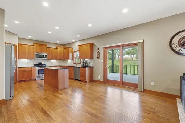 4319 Wynnewood DR, Cedar Falls, IA 50613