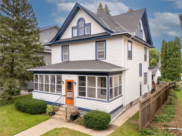 2012 Selby AVE, Saint Paul, MN 55104