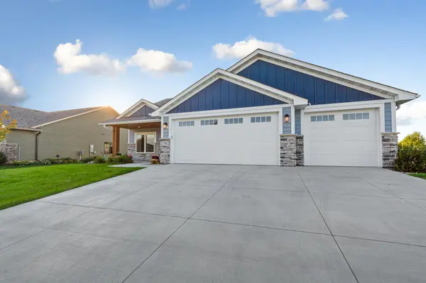 510 River Valley LN, Dundas, MN 55019