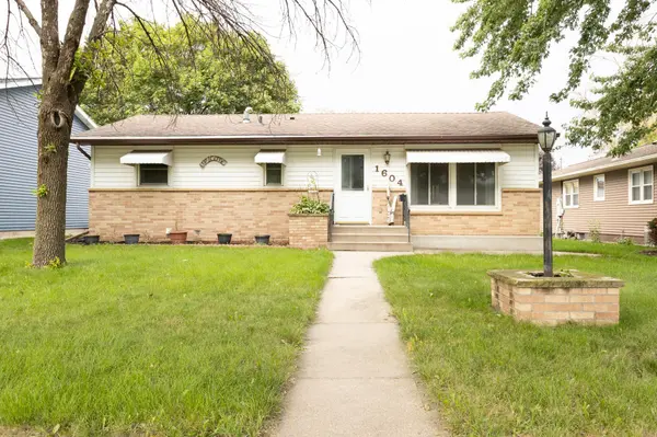 1604 N Franklin ST, New Ulm, MN 56073