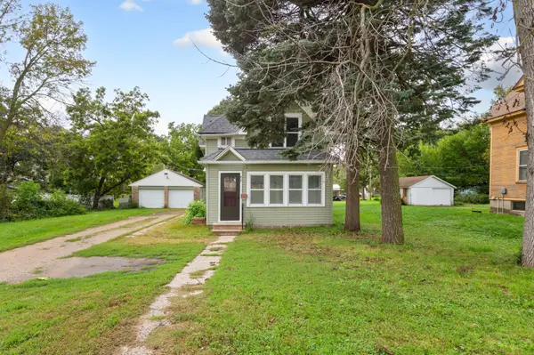 917 Bridge AVE, Albert Lea, MN 56007