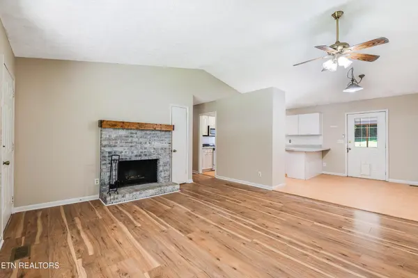 2140 Mark Lane, Maryville, TN 37803