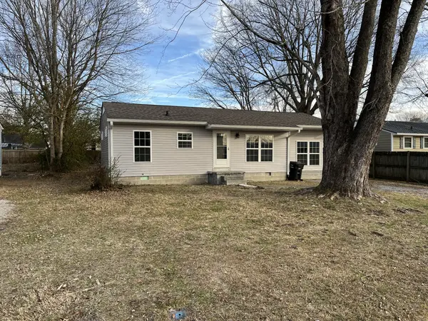 425 Oakwood Rd, Tullahoma, TN 37388