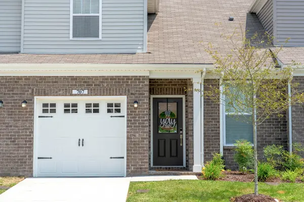 707 Mickelson Way, Lebanon, TN 37087