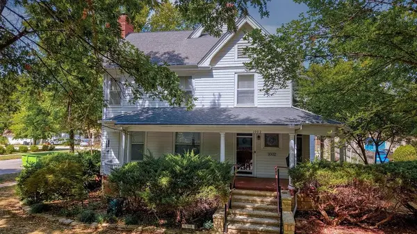 1002 E 9th Ave, Winfield, KS 67156