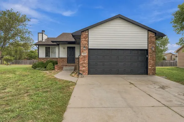 1012 E Winding Lane, Derby, KS 67037
