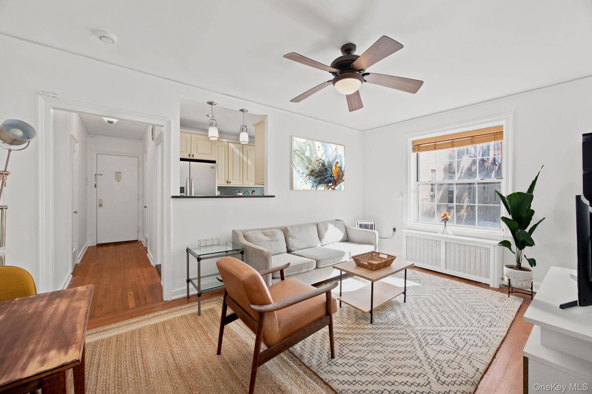 51-34 30th AVE #4P, Woodside, NY 11377