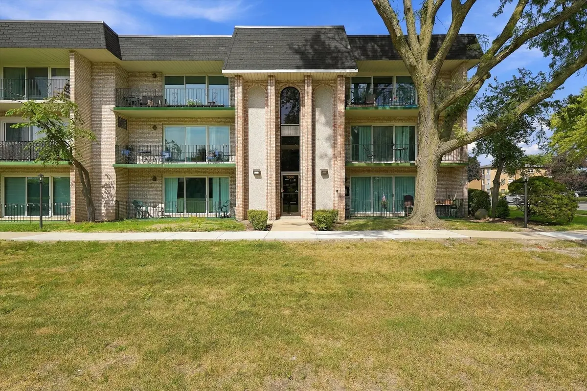 9200 S Pulaski RD #3E, Oak Lawn, IL 60453