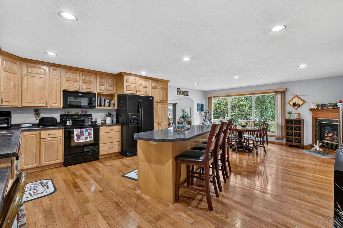1112 Pine Tree BLVD, Little Falls, MN 56345