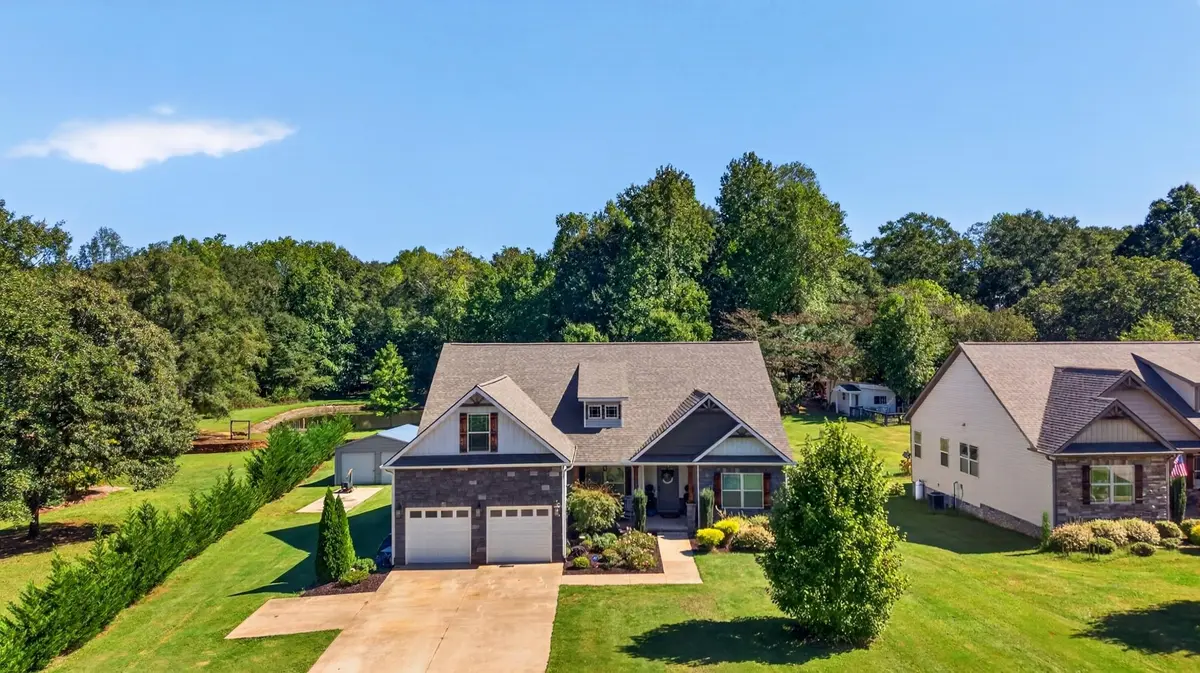 953 Hanging Rock RD, Boiling Springs, SC 29316