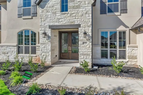 1029 OVERSTREET LN, Leander, TX 78641