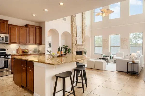 571 Clear Springs Hollow, Buda, TX 78610