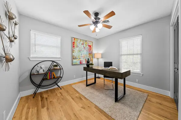 3001 Maplelawn CIR, Austin, TX 78723