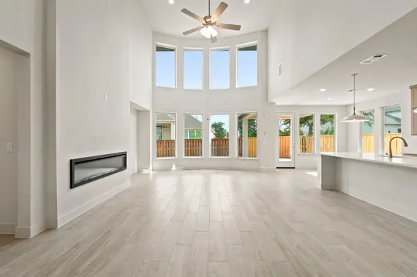 109 Packhorse LN, Georgetown, TX 78633