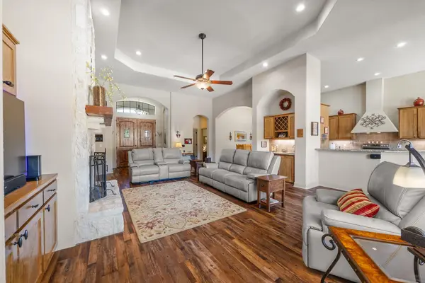 47 Doolittle DR, Wimberley, TX 78676