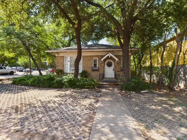 1101 W 22 1/2 ST, Austin, TX 78705
