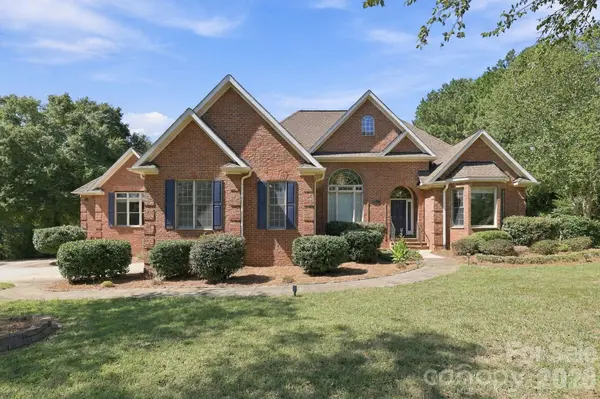 1304 Glenview LN, Rock Hill, SC 29730