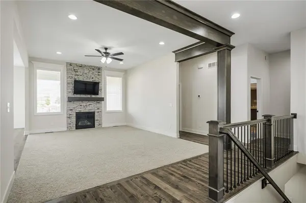 28414 W 162nd ST, Gardner, KS 66030