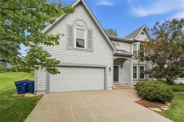 1404 Dartmouth DR, Liberty, MO 64068