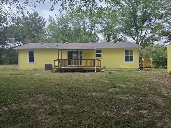 321 NW 1551st RD, Holden, MO 64040