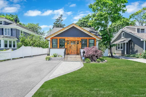 10 Bayview AVE, East Islip, NY 11730