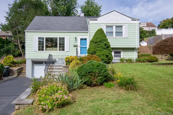 27 White Plains AVE, West Harrison, NY 10604