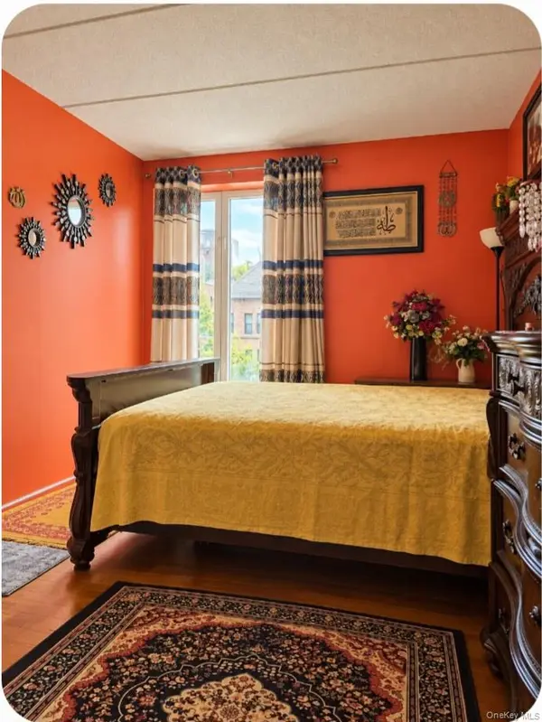 8820 Parsons BLVD #2A, Jamaica, NY 11432