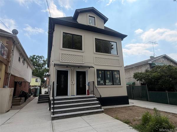164-16 75th RD #2nd Floor, Fresh Meadows, NY 11366