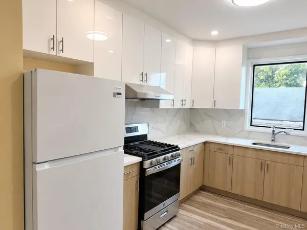 164-16 75th RD #2nd Floor, Fresh Meadows, NY 11366