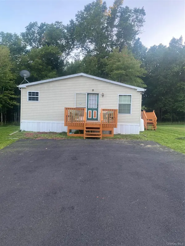 63 deer haven lane, Gardiner, NY 12525