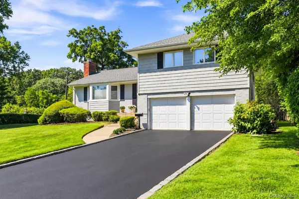 55 Southfield RD, Glen Cove, NY 11542