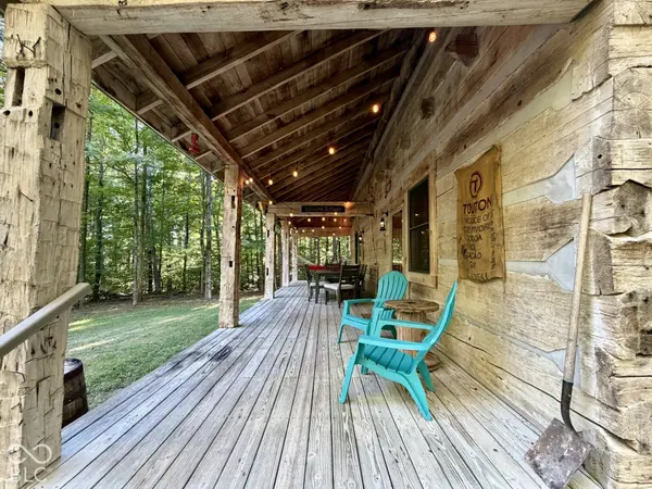 8035 N Dog Trot LN, Morgantown, IN 46160