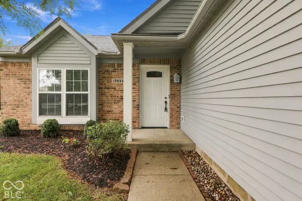 17935 Grassy Knoll DR, Westfield, IN 46074