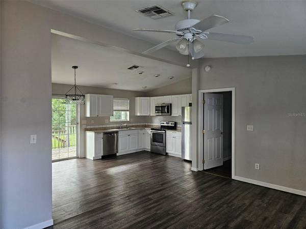 1720 30TH AVE E, Bradenton, FL 34208