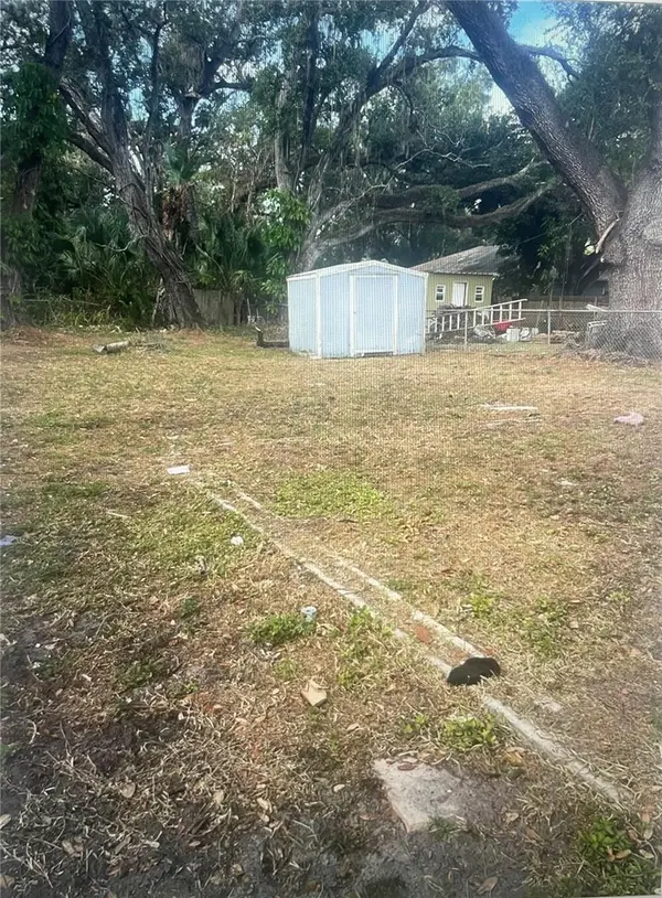 1112 6TH ST E, Bradenton, FL 34208