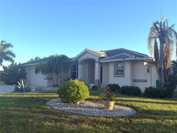 527 SAINT GIRONS CT, Punta Gorda, FL 33950