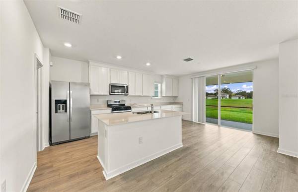 9185 NEWMONS PL, Wildwood, FL 34785