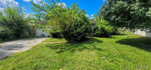 6803 Woodhurst DR, Berkeley, MO 63134