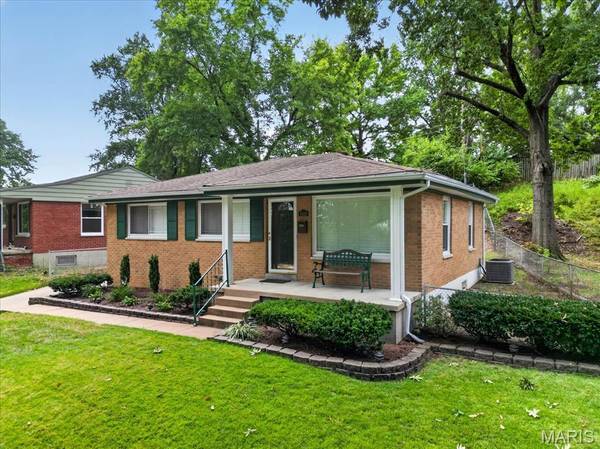 8418 Rosalie AVE, Brentwood, MO 63144