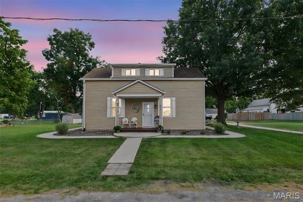812 Washington ST, St Libory, IL 62282
