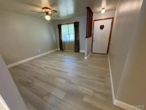 660 Central Parkway, Florissant, MO 63031