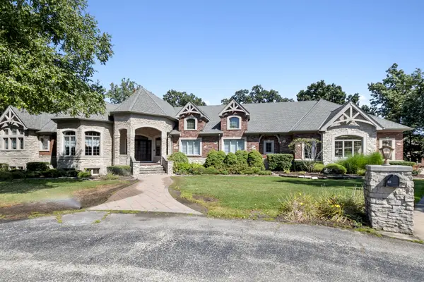 50 Elizabeth LN, Palos Park, IL 60464