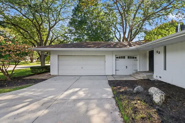 53 Cebold DR, Oswego, IL 60543