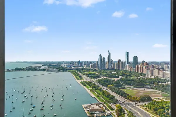 155 N Harbor DR #4913, Chicago, IL 60601