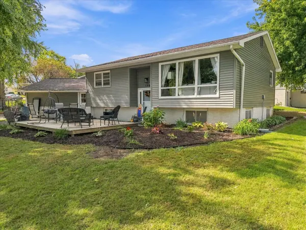 504 30th AVE, Clinton, IA 52732