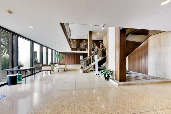 3200 N Lake Shore DR #2202, Chicago, IL 60657
