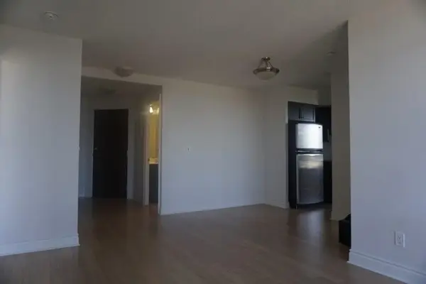 23 Cox BLVD #973, Markham, ON L3R 7Z9
