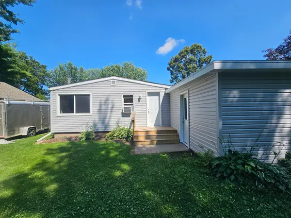 635 Park AVE, New Richmond, WI 54017